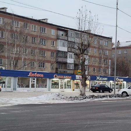 1 Комнатные Апартаменты На Ауэзова 236 Kokshetau Exterior foto